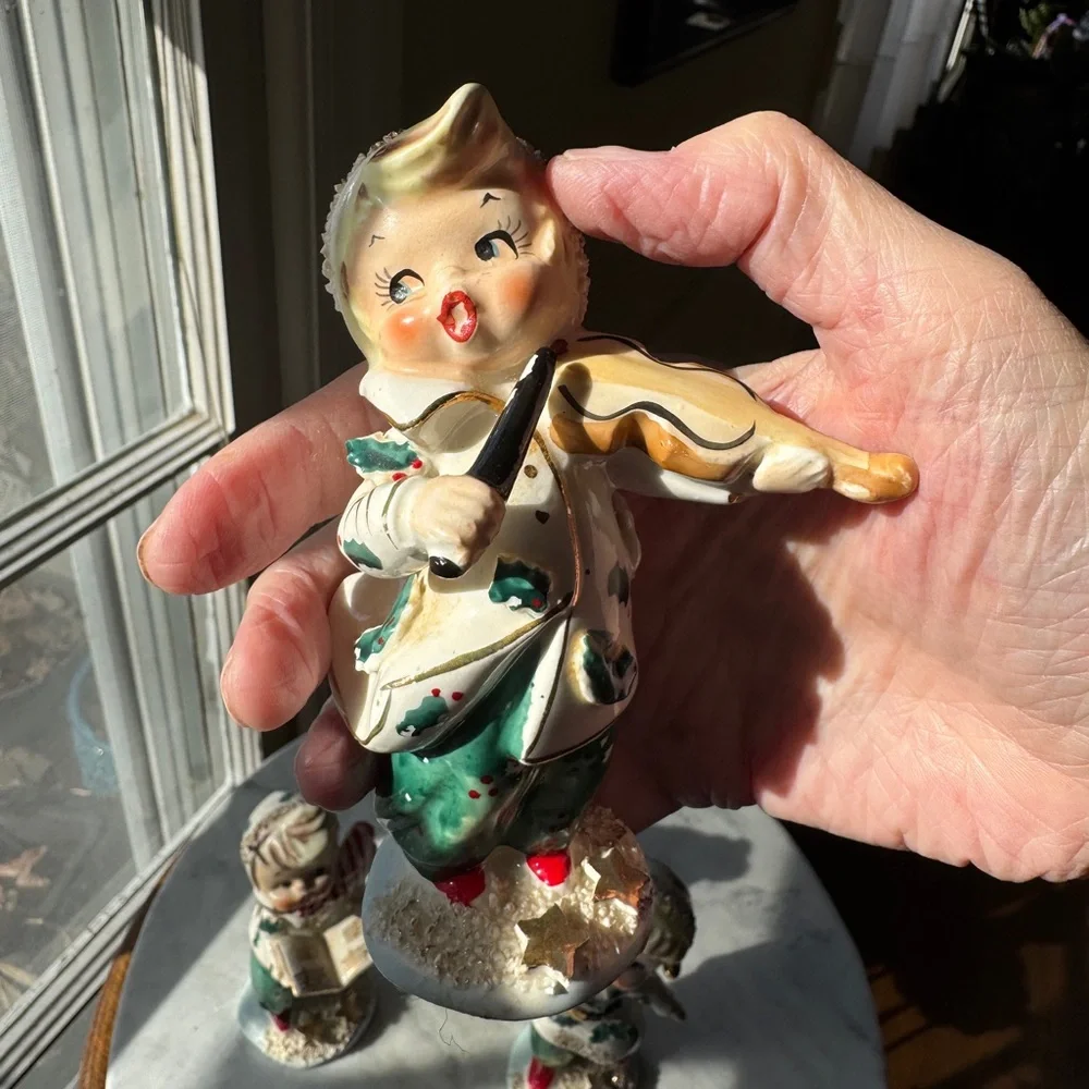 Lefton Holiday Figurine Set Christmas Carolers